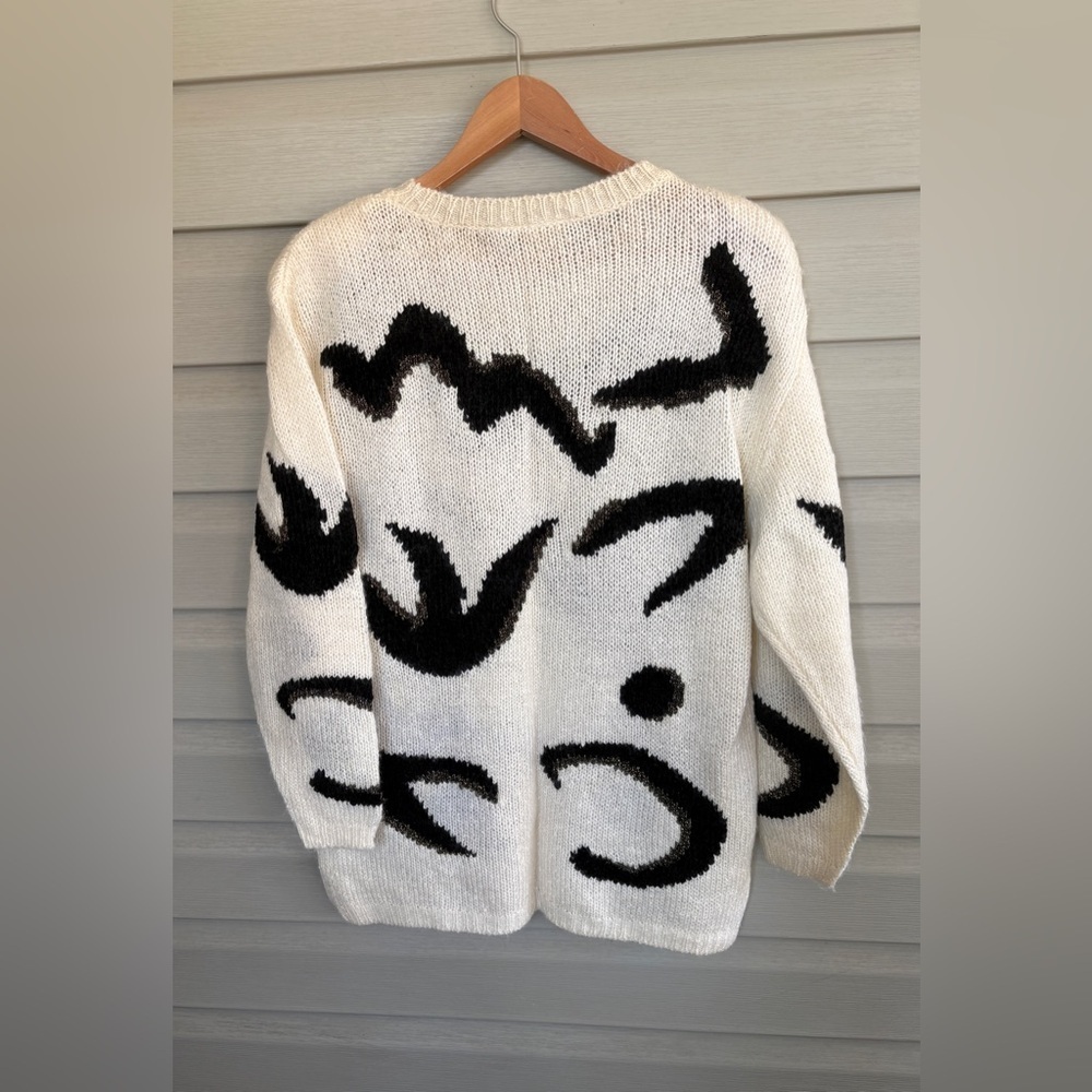 vintage Liz Claiborne ivory & black art deco sweater 1980s jumper glam sz L EUC